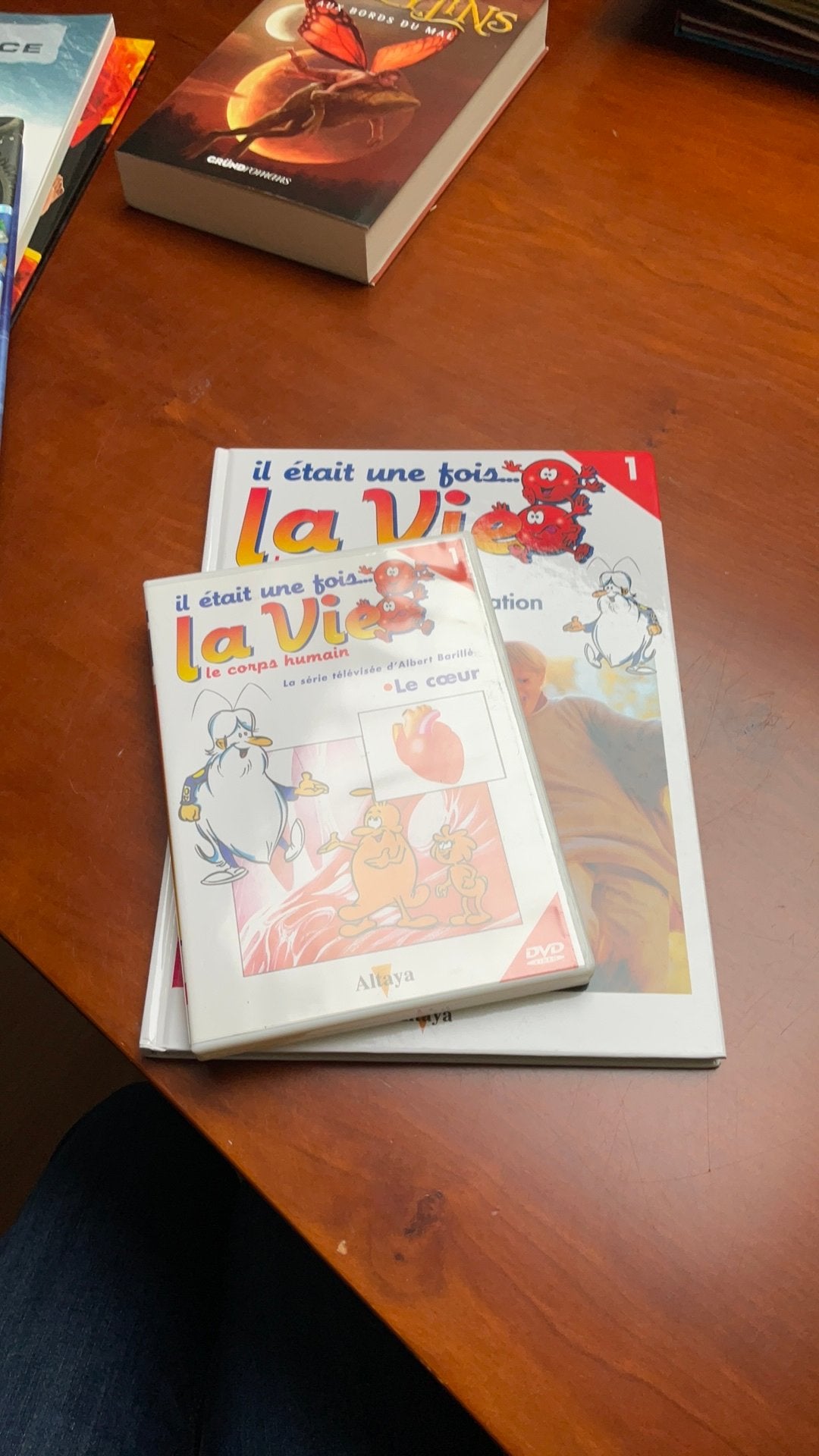 Livre et dvd il était une fois la vie, Livres, Enlèvement ou Envoi, Neuf