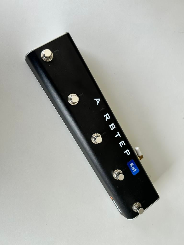 XSonic Airstep Kat Edition – Footswitch Boss Katana, Muziek en Instrumenten, Ophalen of Verzenden, Zo goed als nieuw, Elektrische gitaar