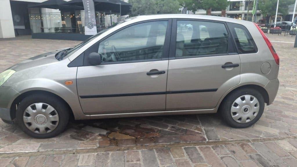 FORD      Auto te koop voor onderdelen/ export., Auto's, Particulier, Te koop