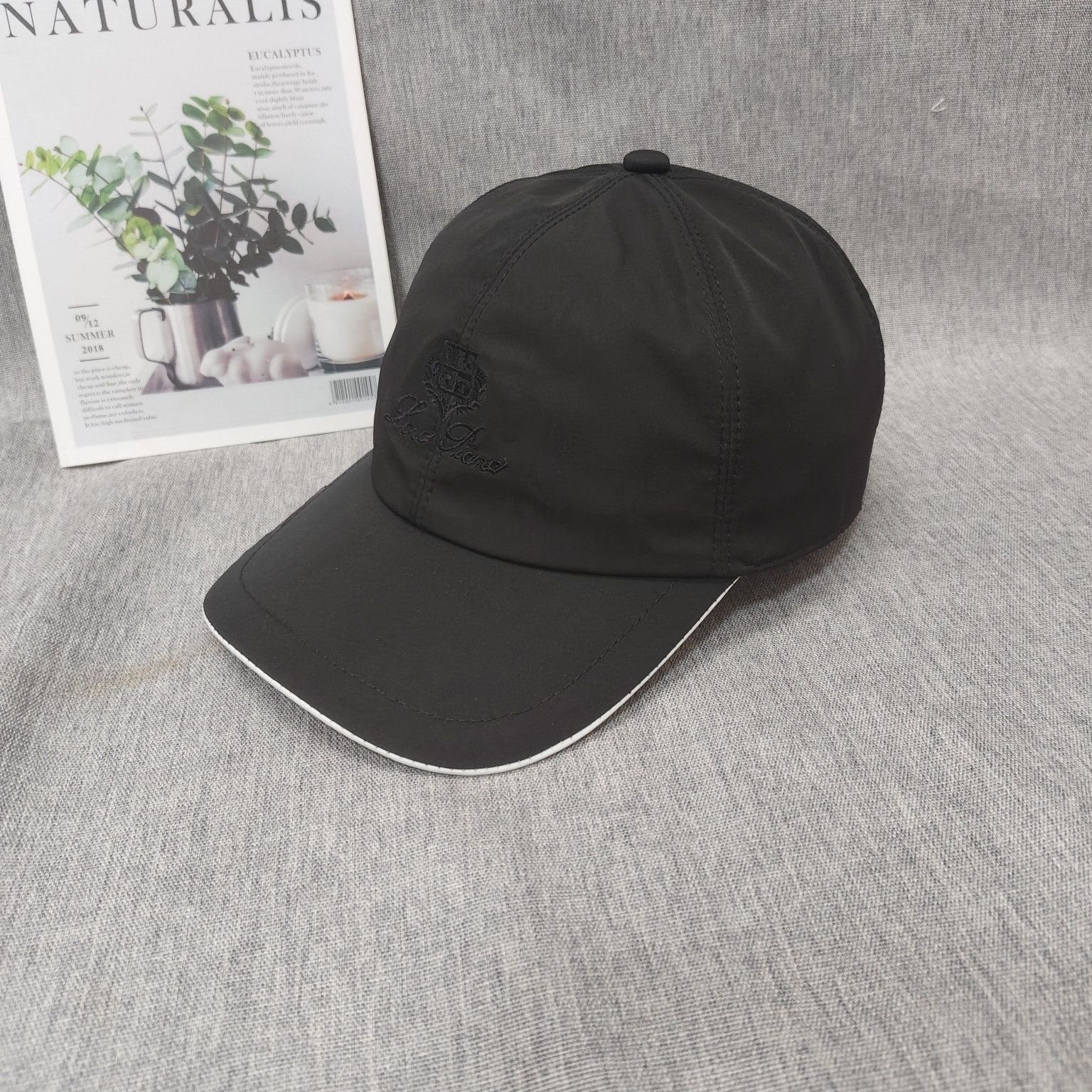 Loro piana taille unique black, Ophalen of Verzenden, Zo goed als nieuw