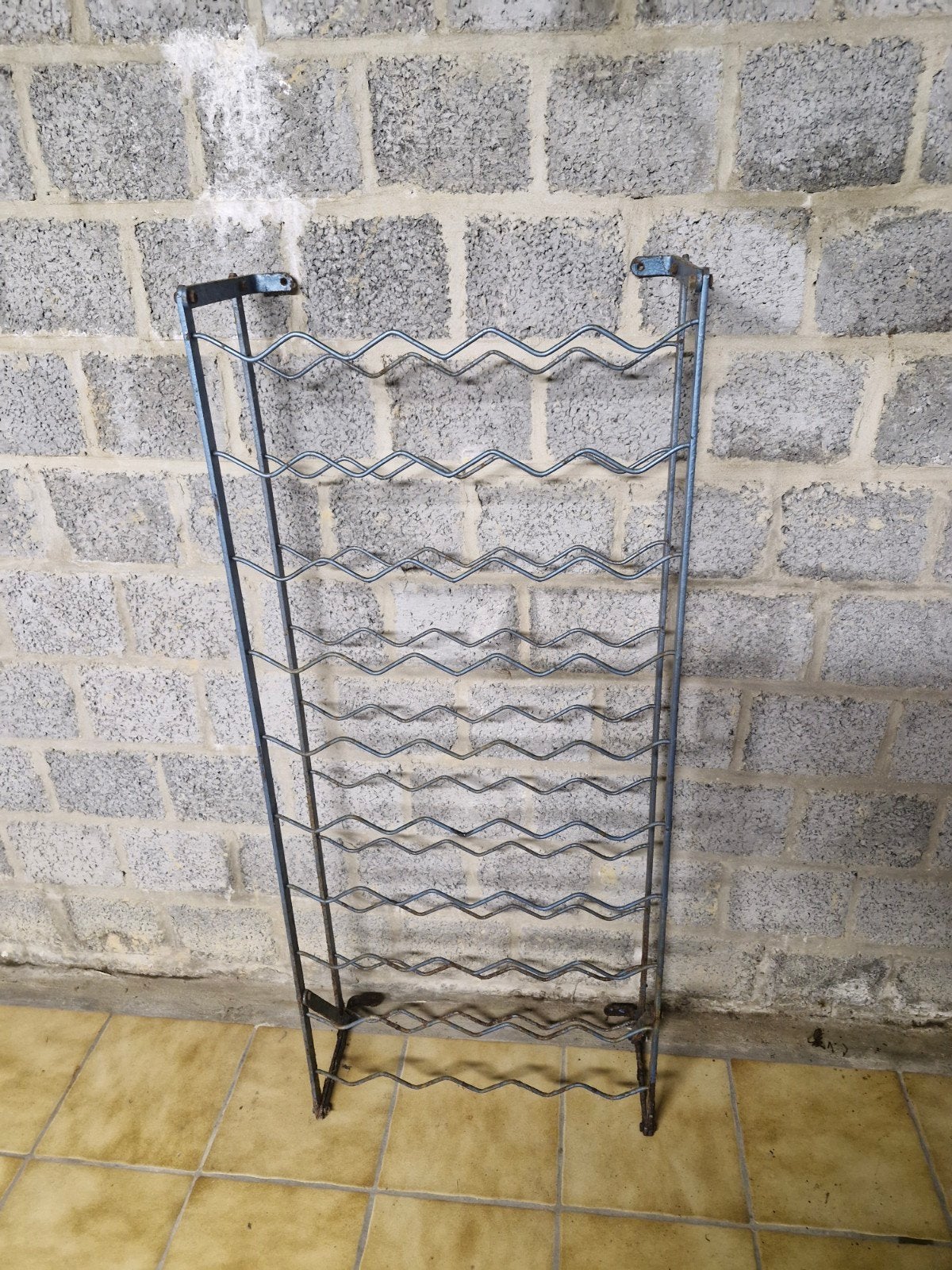 Casier à vin rétro pour 50 bouteilles, Maison & Meubles, Accessoires pour la Maison | Porte-bouteilles, Enlèvement, Métal