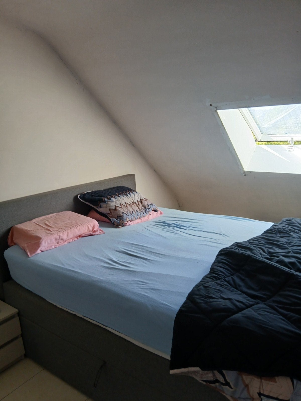 Boxspring 200x160 Emma matras en alle toebehoren, Ophalen