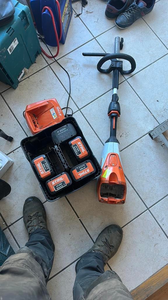 A vendre km135r, Ophalen, Zo goed als nieuw