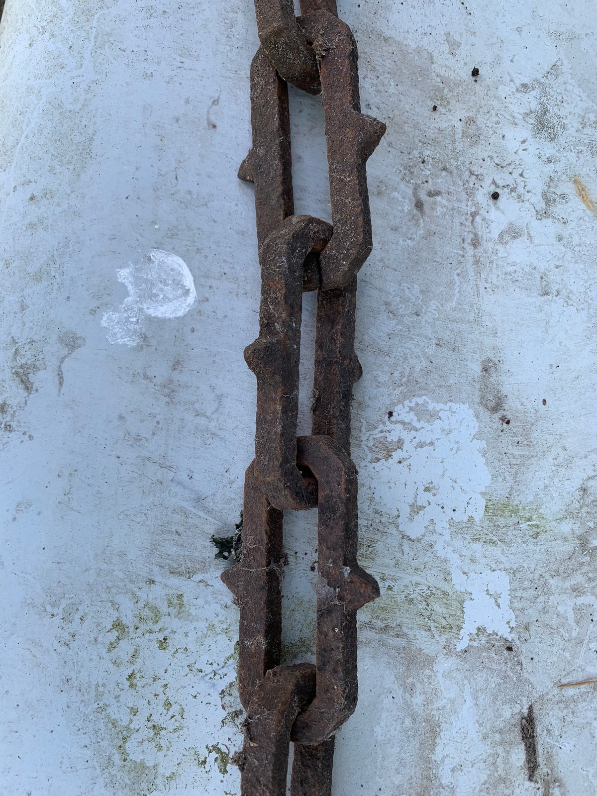 Zwaar metalen ketting, Ophalen
