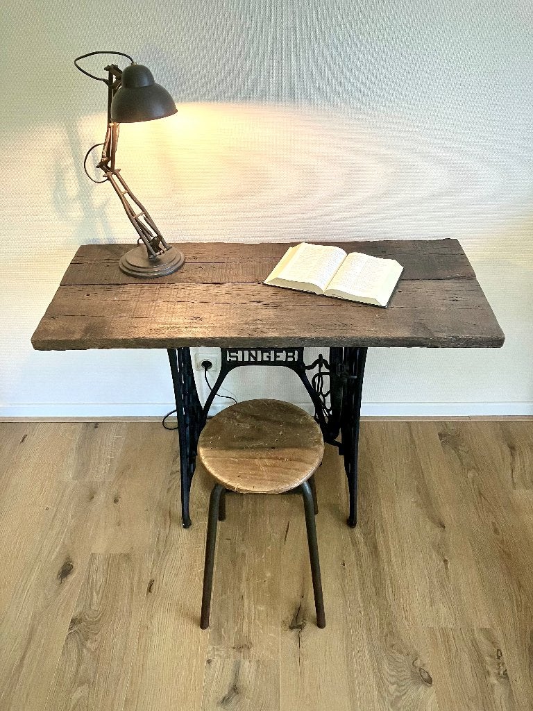 Side table, wand tafel, bureautje, Huis en Inrichting, Ophalen