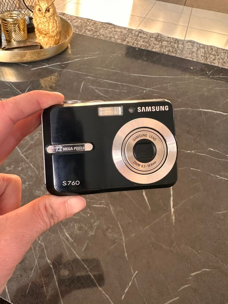 Samsung S760 Digitale Camera – Retro / Compact, Audio, Tv en Foto, Fotocamera's Digitaal, Ophalen of Verzenden, Zo goed als nieuw