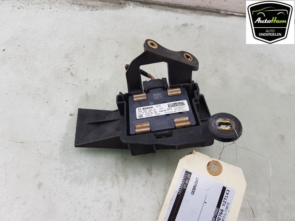 DÉTECTEUR D'ANGLE MORT Porsche Panamera (971G), Robert Bosch AG, Porsche, Utilisé, Robert-Bosch-Allee 1
74232  Abstatt, DE