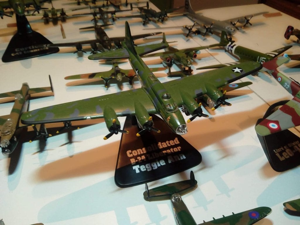 Modélisme Avions – Collection complète, Enlèvement