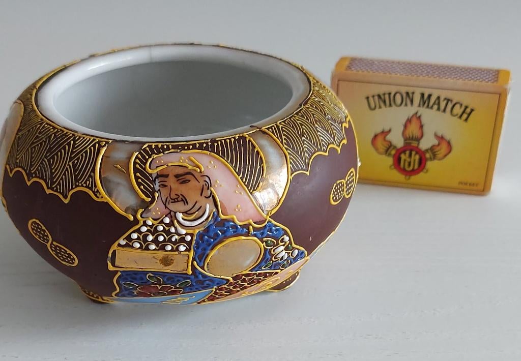 Japans wierookbrander potje Satsuma, Antiek en Kunst, Ophalen of Verzenden