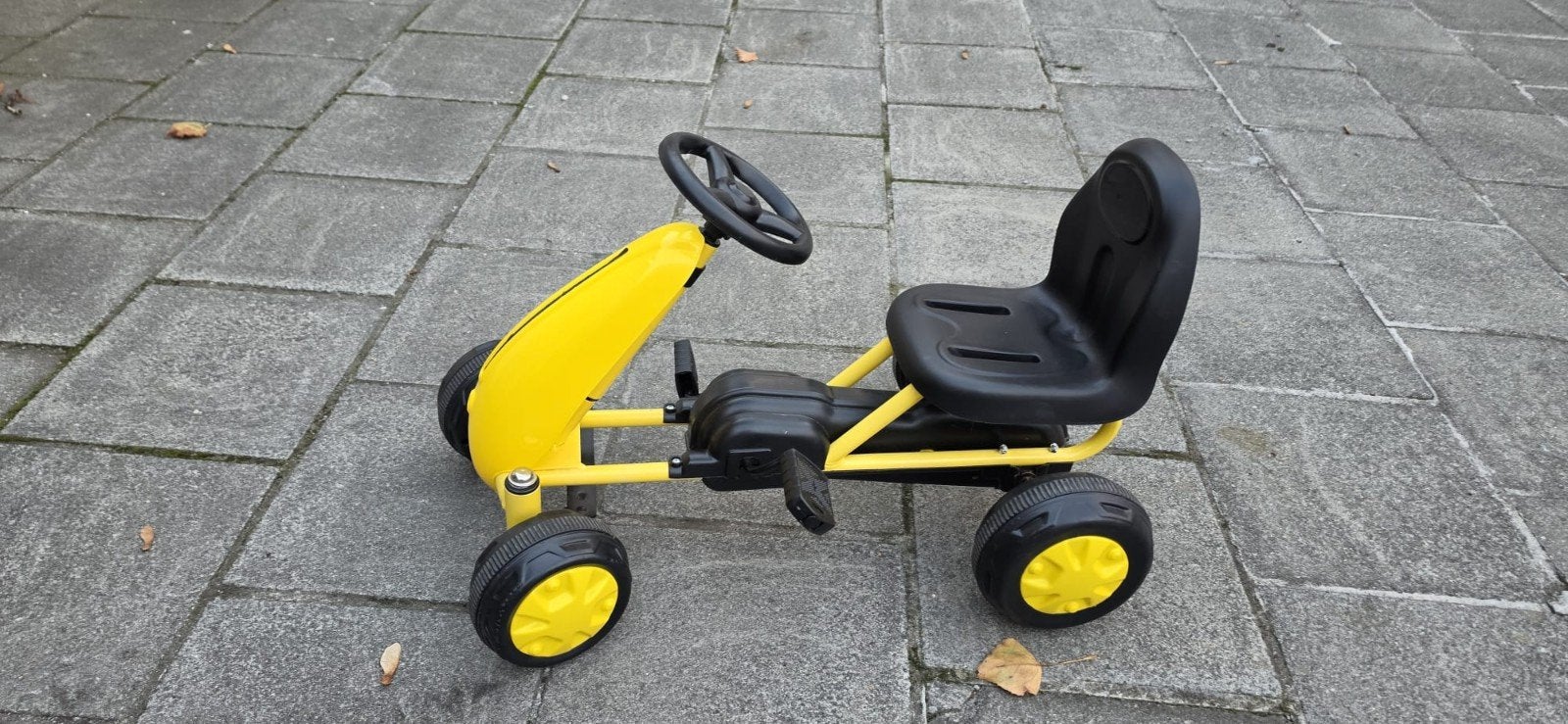 Mini Quad / Kart à pédales Ramiz (Très bon état), Enfants & Bébés, Enlèvement