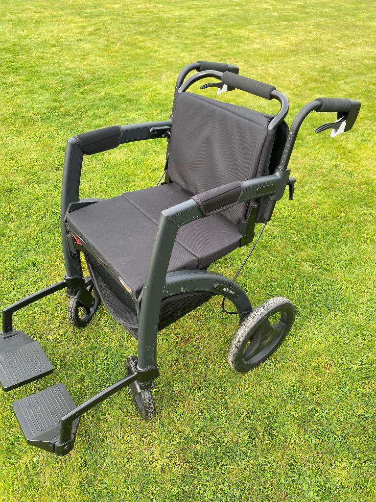 Rolstoel Rollzmotion, Diversen, Rolstoelen, Ophalen, Inklapbaar, Zo goed als nieuw, Duwrolstoel