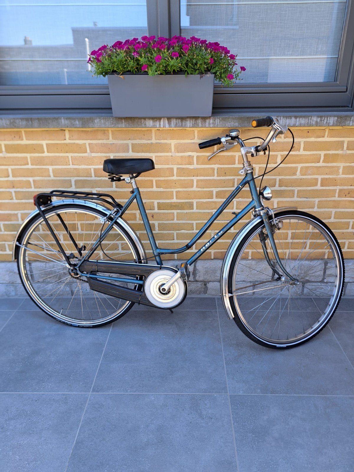 Damesfiets "Norta", Ophalen, Gebruikt, Velgrem, Handrem