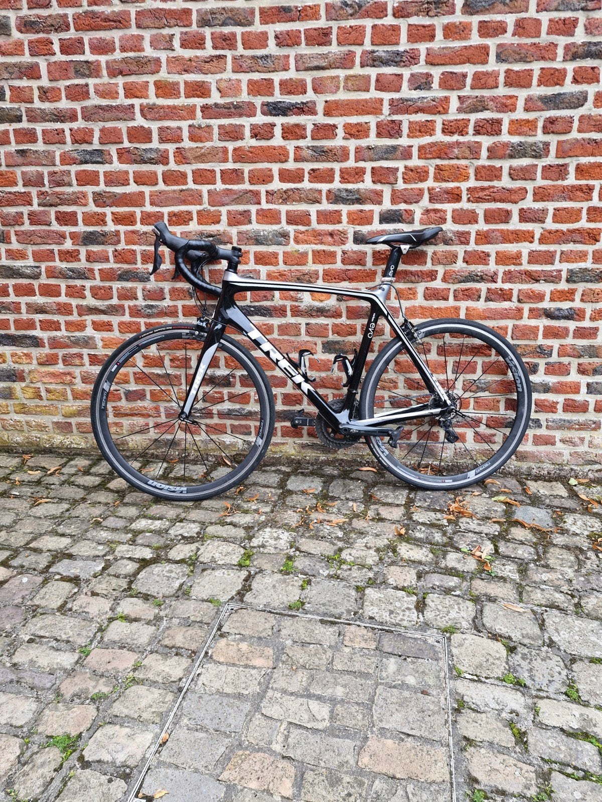 Vélo de route Trek Madone, Vélos & Vélomoteurs, Vélos | Vélos de course, Enlèvement, Carbone