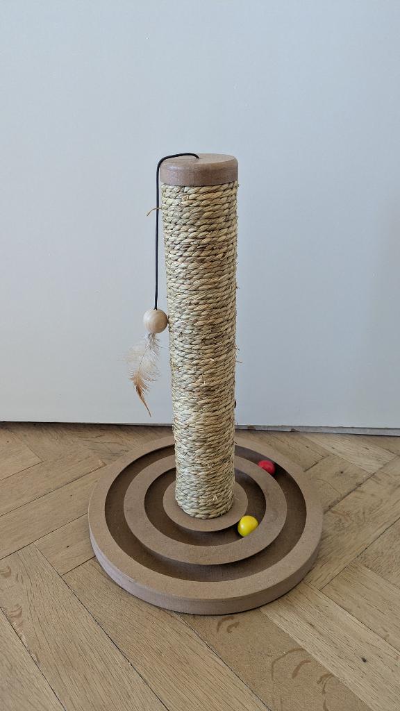 Jeu grattoir griffoir pour chat, Animaux & Accessoires, Enlèvement, Utilisé, Griffoir
