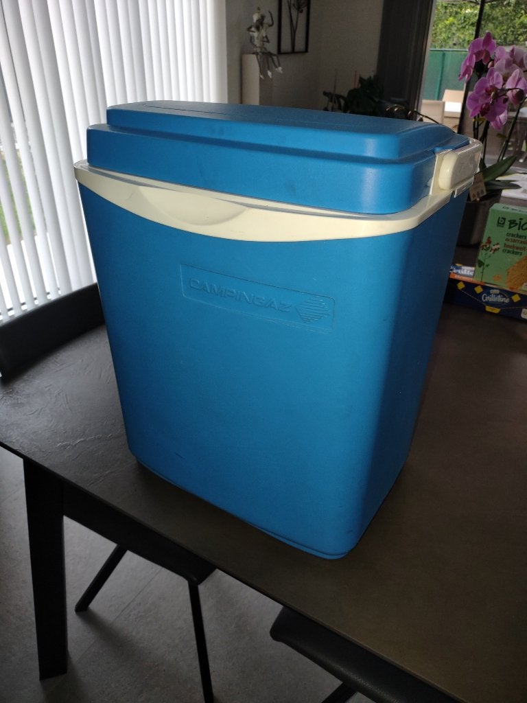 Koelbox 28 L (zie foto’s & omschrijving), Enlèvement, Comme neuf, Glacières, Élément de refroidissement