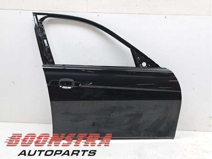Portier 4Deurs rechts-voor van een BMW 3-Serie (3-Serie 11-), Gebruikt, -, Deur, -
