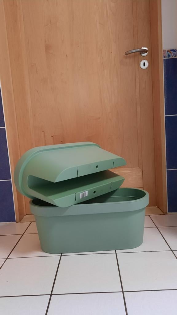 2 reling/hangbloempotten nieuw ELHO €15, Ophalen