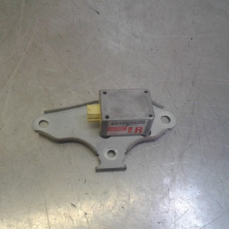 AIRBAG SENSOR Lexus IS (E2) (|8986053010|2523000612|), Gebruikt, Lexus