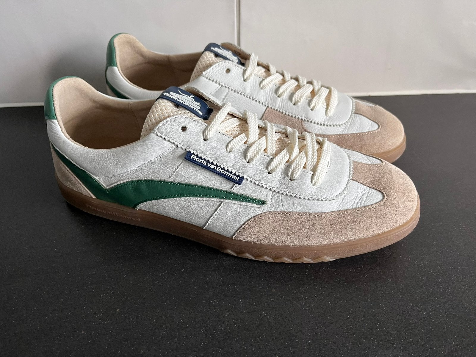 Floris van Bommel sneakers maat 8.5 / 42.5 nieuw, Vêtements | Hommes, Chaussures, Envoi, Neuf, Blanc, Baskets