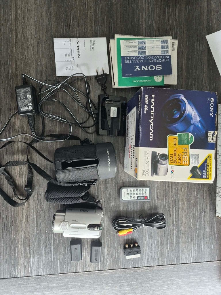 Sony dcr-sr190E camera, handycam, Ophalen, Overige typen, 4 megapixels, Accu