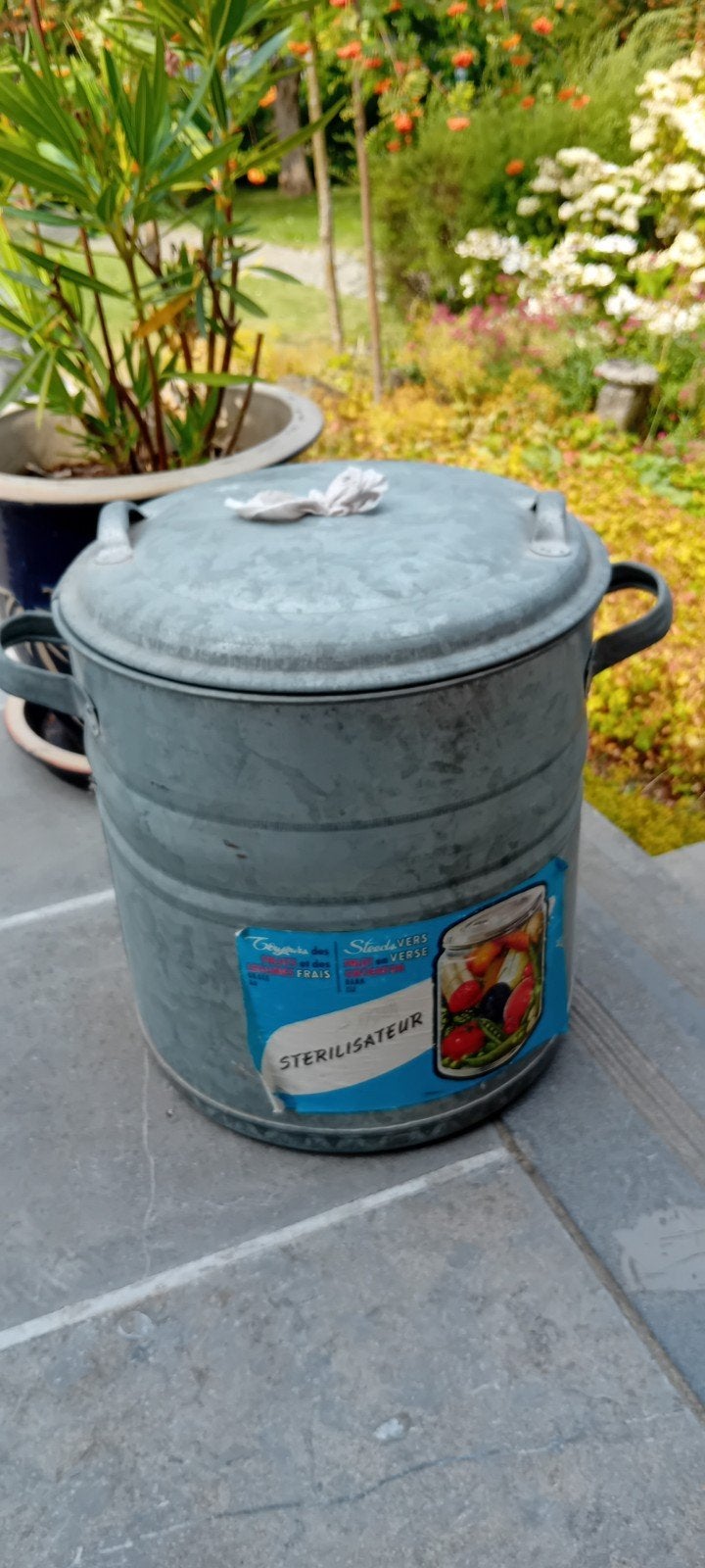 Oude zinken sterilisator, Antiek en Kunst, Ophalen of Verzenden