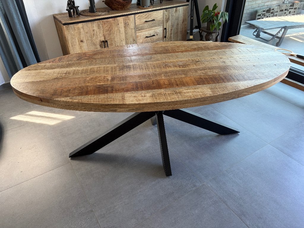 Table à manger en manguier massif - comme neuve, Maison & Meubles, 150 à 200 cm, Cinq personnes ou plus, Comme neuf, Enlèvement