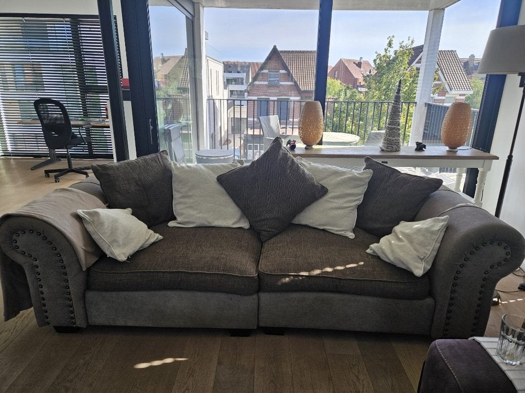 Superbe siège en cuir, Maison & Meubles, 250 à 300 cm, Klassiek, Banc droit, Enlèvement