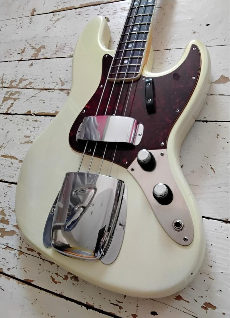 Fender Jazz bass USA 60th anniversary LTD 2019, Musique & Instruments, Instruments à corde | Guitares | Électriques, Enlèvement