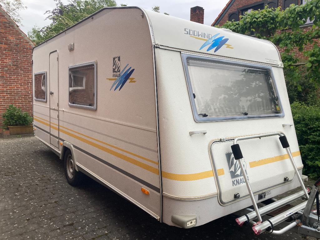 Knaus Sudwind met stapelbed, Jusqu'à 5, Particulier, Knaus, Coin salon convertible