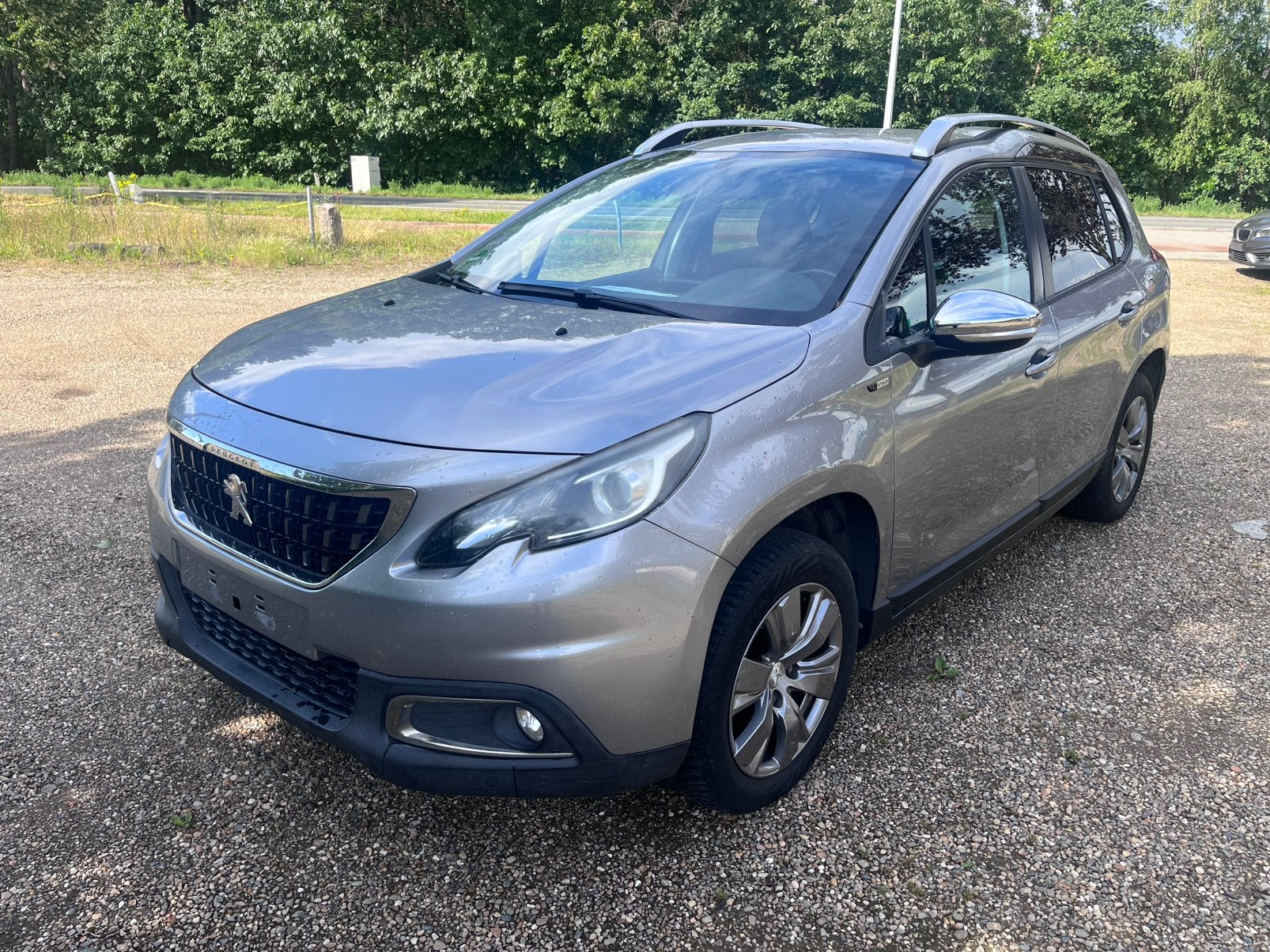 Peugeot 2008 1.2b 175000 km 2016 euro 6b, Auto's, Euro 6, Bedrijf, Handgeschakeld, Zilver of Grijs