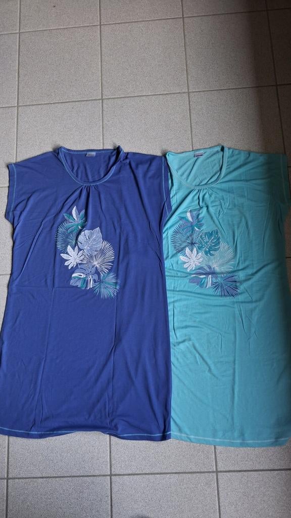 2 chemises de nuit Damart Medium, Vêtements | Femmes, Pyjamas, Damart, Enlèvement ou Envoi, Comme neuf, Taille 38/40 (M)