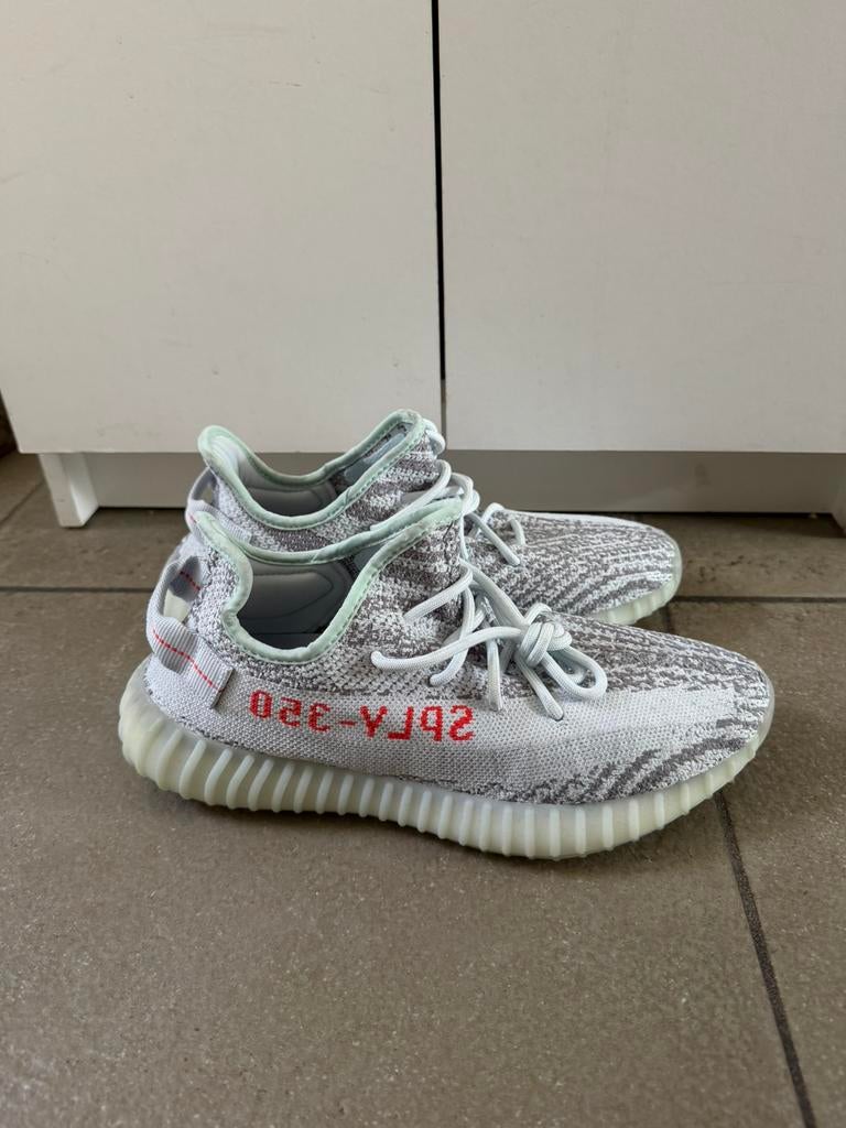 Yeezy Boost 350 V2 Blue Tint (maat 41 1/3), Kleding | Heren, Schoenen, Ophalen, Zo goed als nieuw