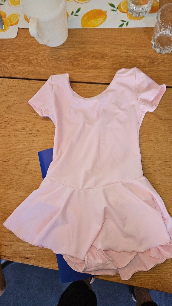 Balletpakje maat 10 jaar (maar valt klein eerder 7-8 jaar), Ophalen, Zo goed als nieuw, Kleding