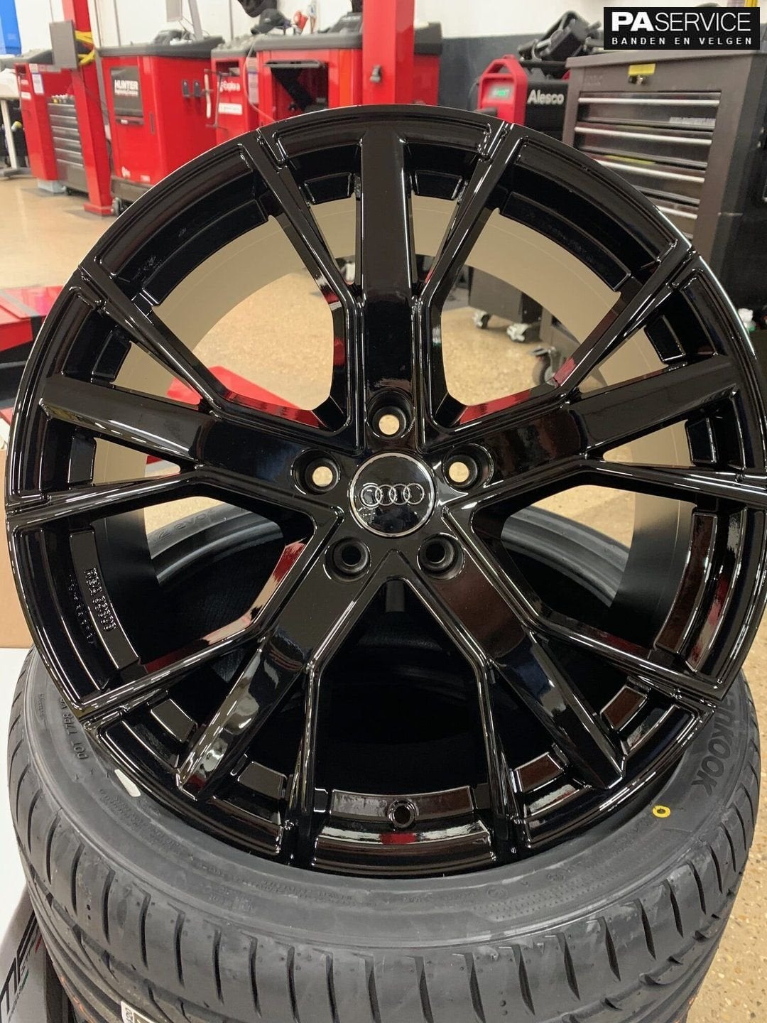 Nieuw 22 inch Audi Etron GMP Gunner zomerset incl Hankook, Auto-onderdelen, -, -, Banden en Velgen, Nieuw