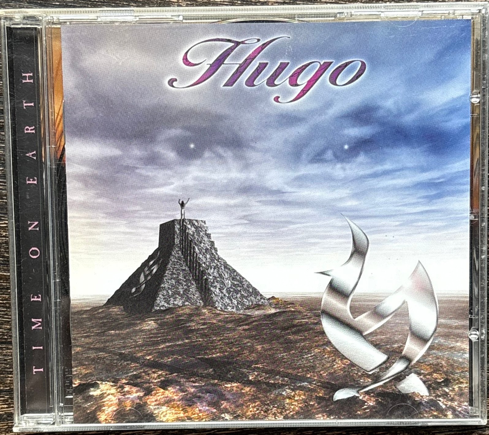 HUGO - Time On Earth, Cd's en Dvd's, Ophalen of Verzenden, Zo goed als nieuw