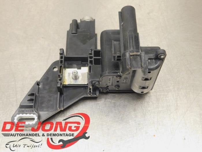 Distributeur de courant d'un BMW 1-Serie, -, 3 mois de garantie, Utilisé, -