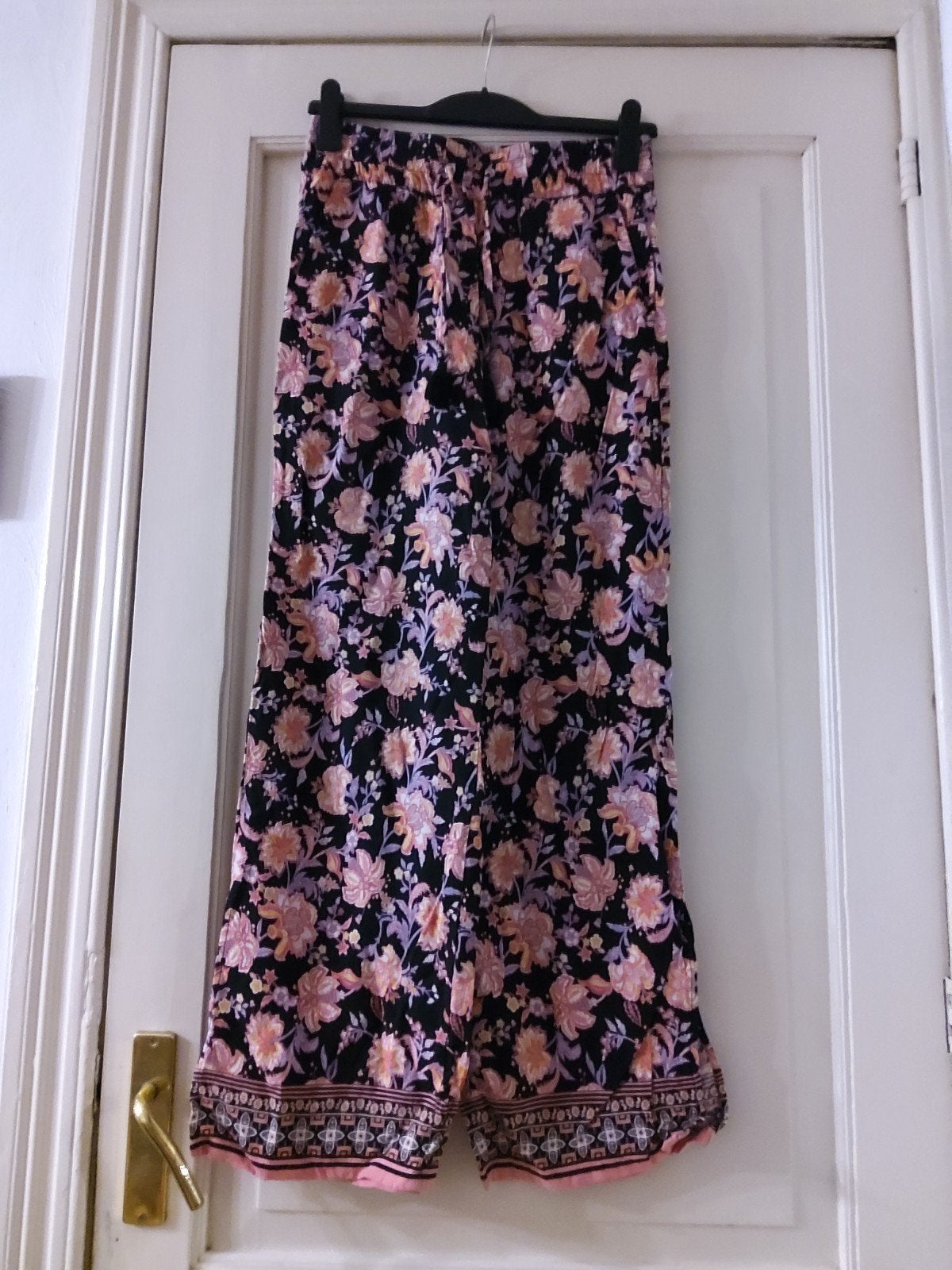 pantalon C&A taille 38, Vêtements | Femmes, Jupes, Taille 38/40 (M), Enlèvement ou Envoi, Comme neuf, C&A