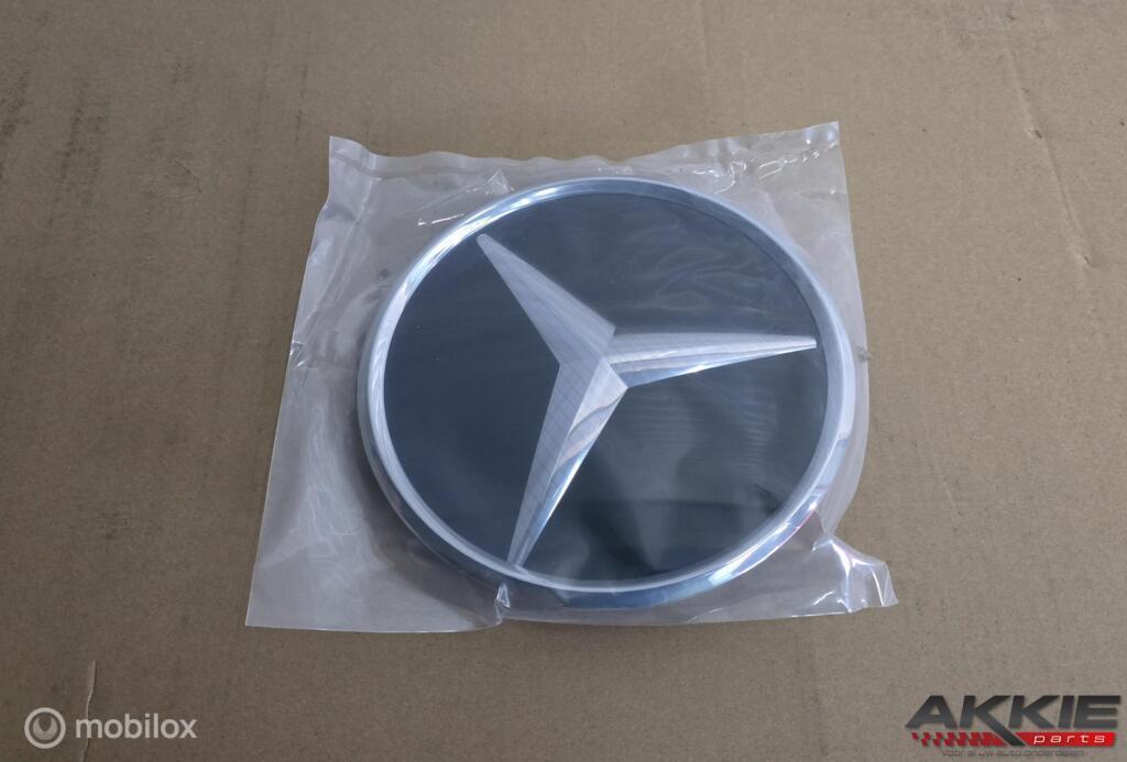 Mercedes embleem Logo ster grille GLC GLE EQE  A0008880500, Auto-onderdelen, Gebruikt, Ophalen of Verzenden