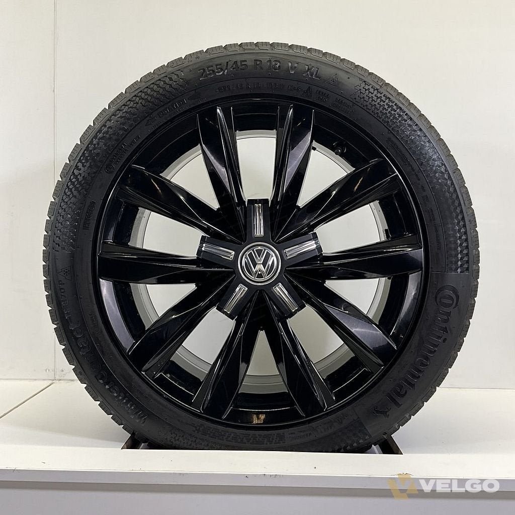 NIEUW VOLKSWAGEN TRANSPORTER VELGEN SET WINTERBANDEN 18 INCH, Auto-onderdelen, 18 inch, 255 mm, -, -