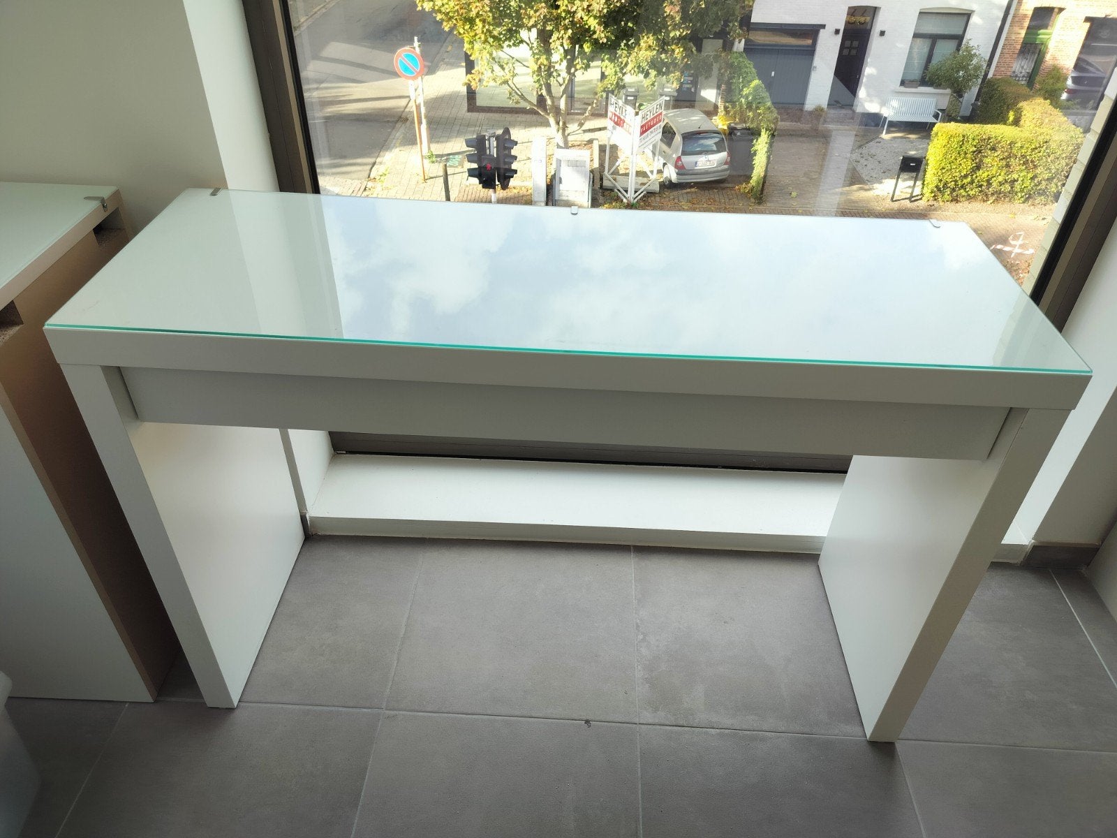 malm bureau/make up tafel, Huis en Inrichting, Ophalen