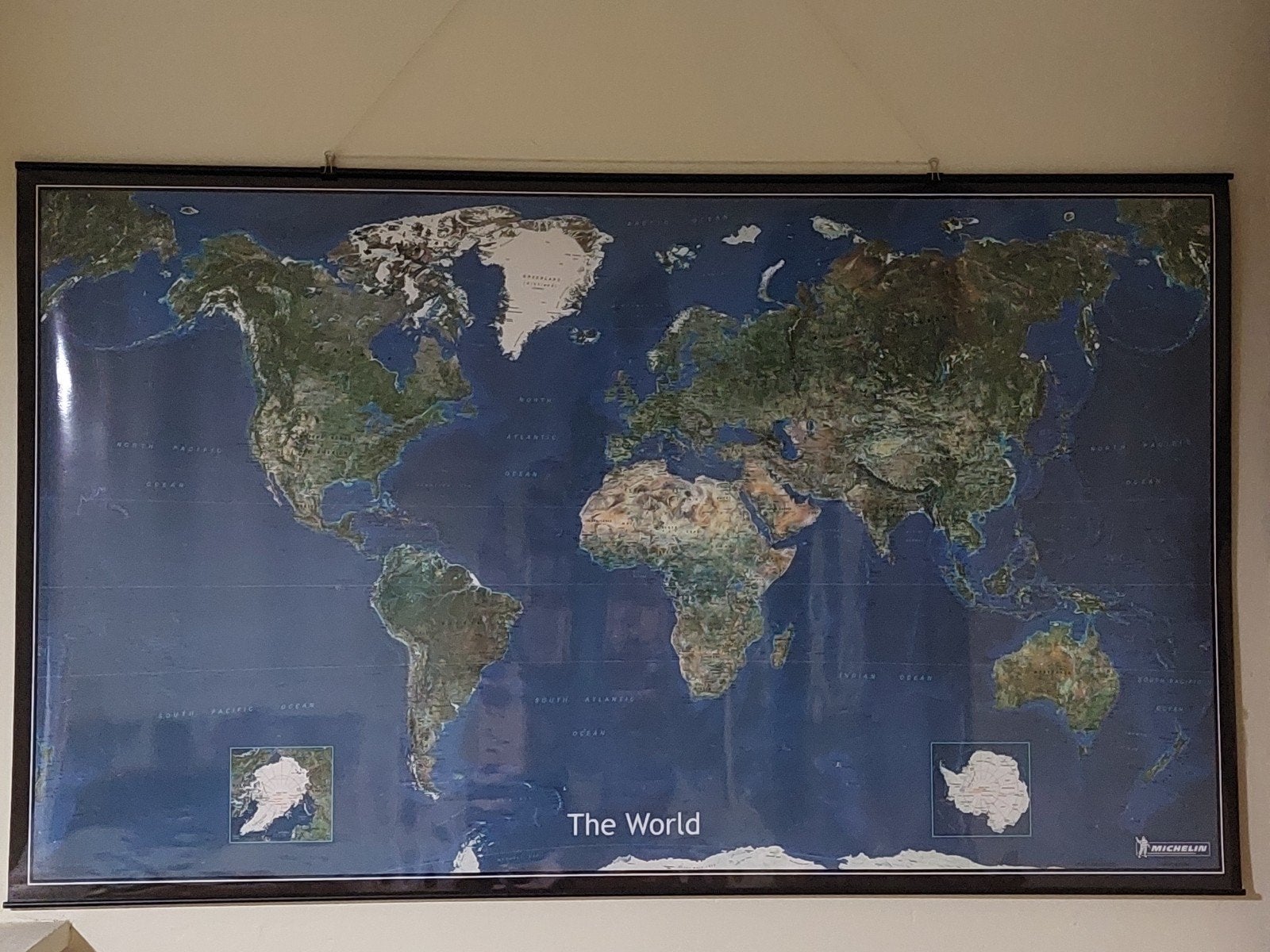 grande carte murale du monde, Enlèvement, Comme neuf