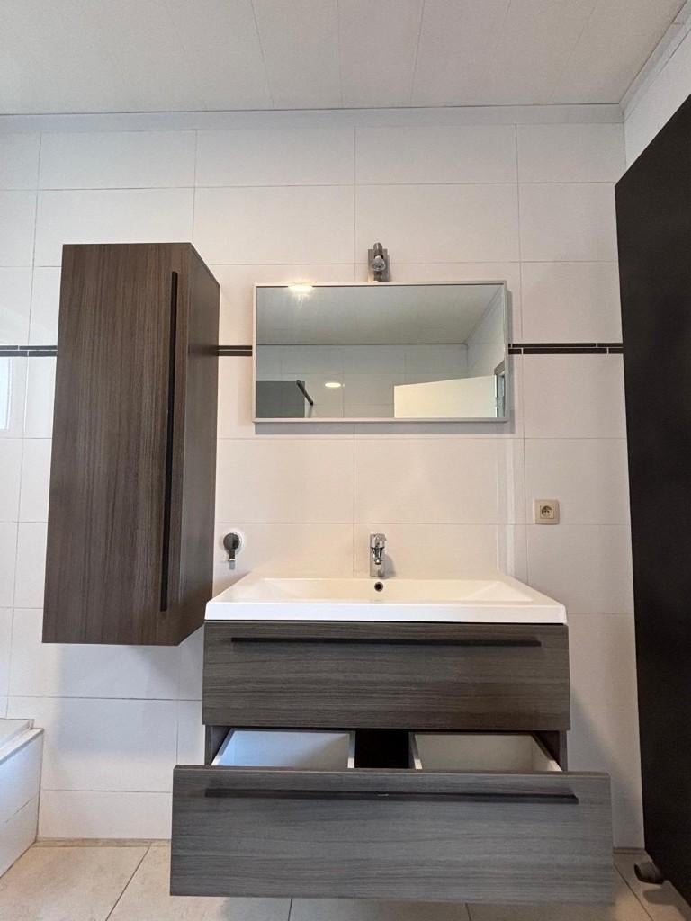 modern badkamermeubel, Huis en Inrichting, Ophalen, Gebruikt, 100 tot 150 cm, 100 tot 150 cm