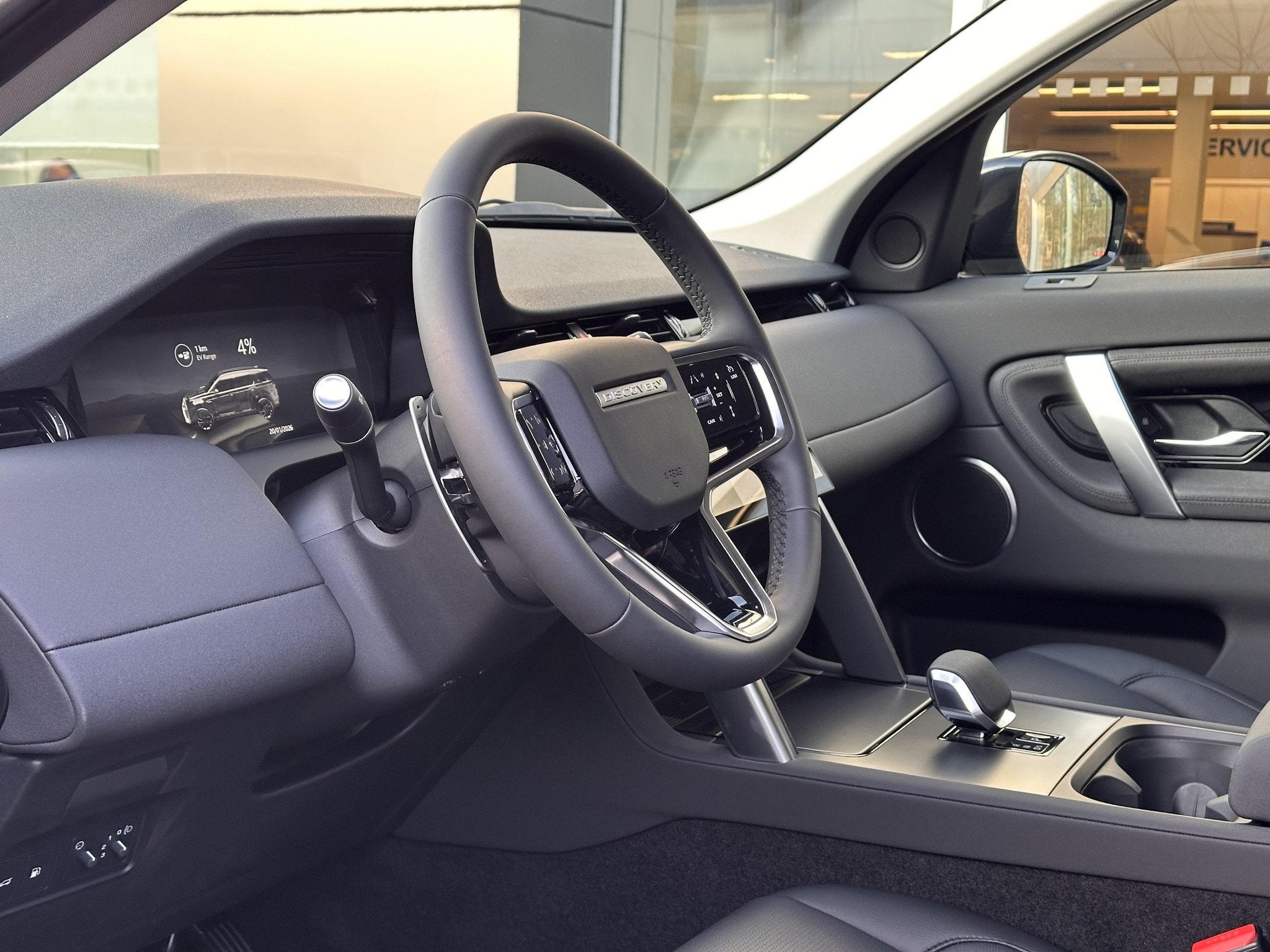 Land Rover Discovery Sport P270e S AWD Auto. 25.5MY, Auto's, Automaat, 269 pk, 15 kWh, Zwart