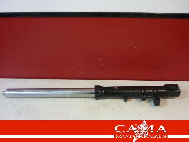 VOORVORK POOT RECHTS Kawasaki, Motoren, Dhr. S. di Majo, Gebruikt, Info@cama-motorparts.nl, P.J. Troelstraweg 8 8
3144 CX  MAASSLUIS, NL