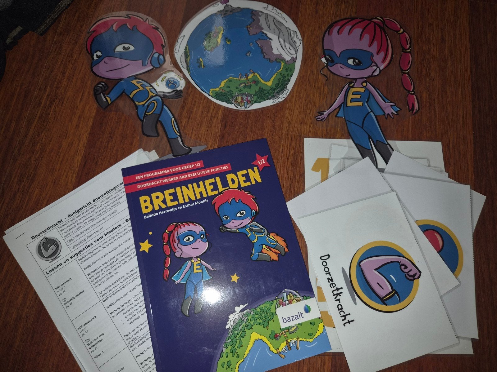 Breinhelden 1/2 – Boek + extra gelamineerd materiaal, ..., Livres, Conseil, Aide & Formation, Enlèvement ou Envoi