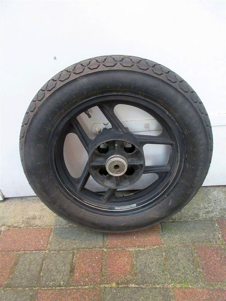 Kawasaki GPX600R achter wiel GPZ600R Ninja achterwiel velg, Ophalen of Verzenden, Gebruikt