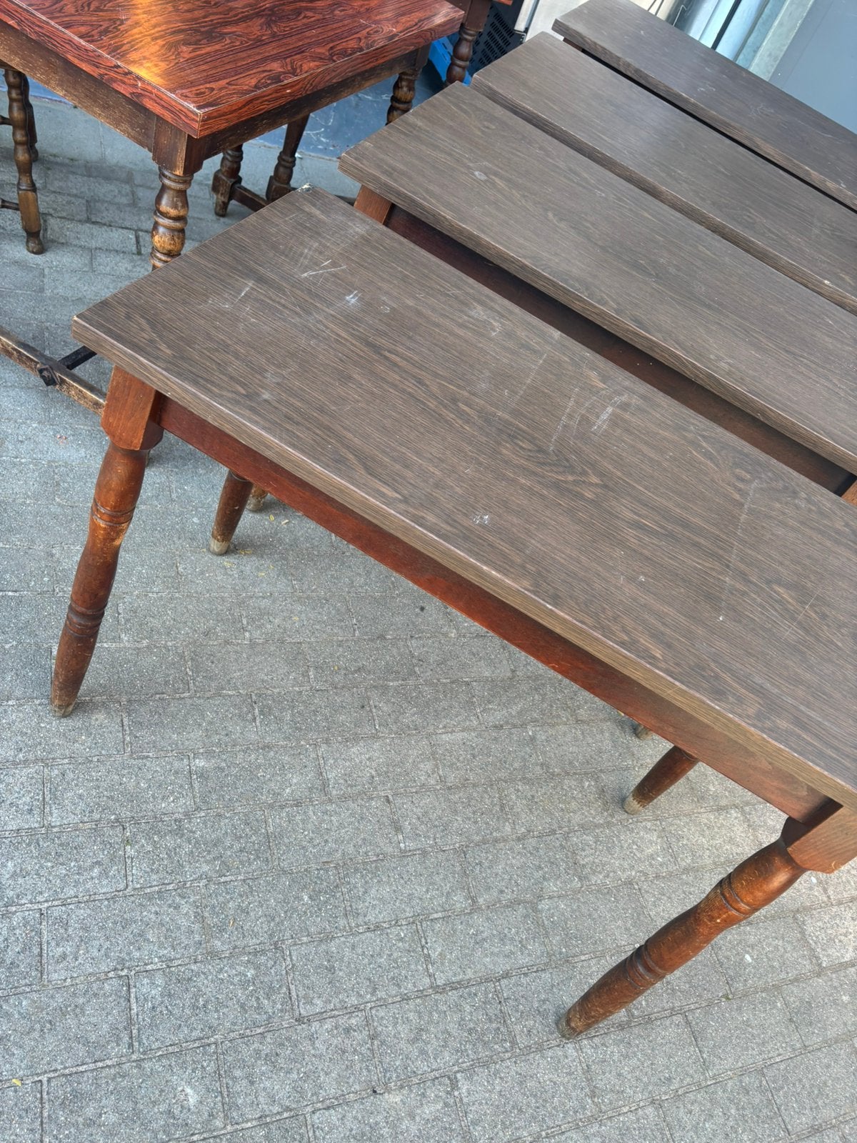 6 tables de café en bois, Enlèvement