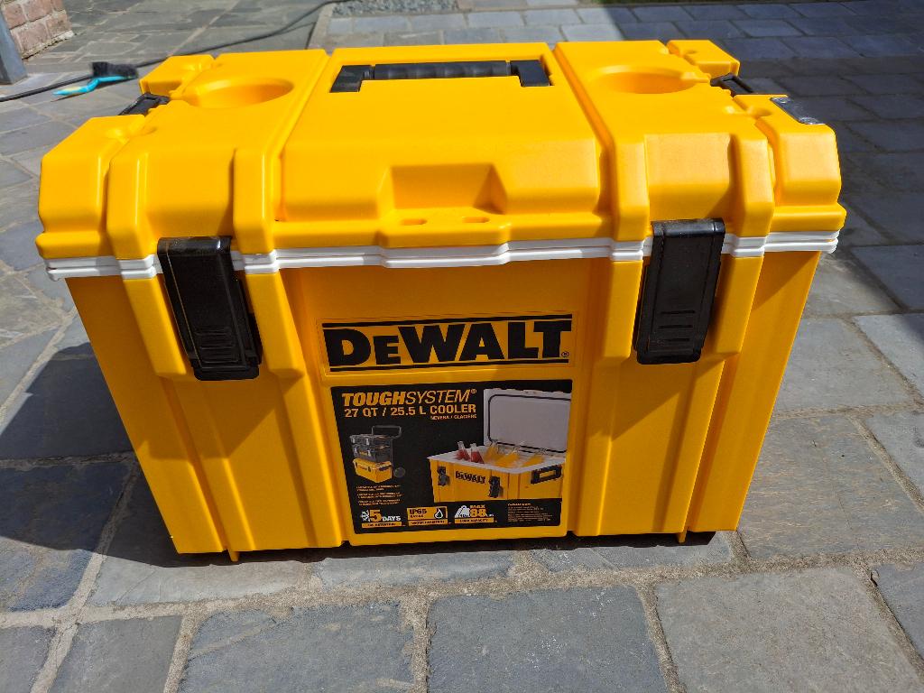 frigobox Dewalt, Caravanes & Camping, Glacières, Enlèvement, Neuf, Glacières, Élément de refroidissement