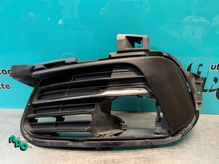 Plaque de protection feu antibrouillard gauche d'un Peugeot, -, 3 mois de garantie, Utilisé, -