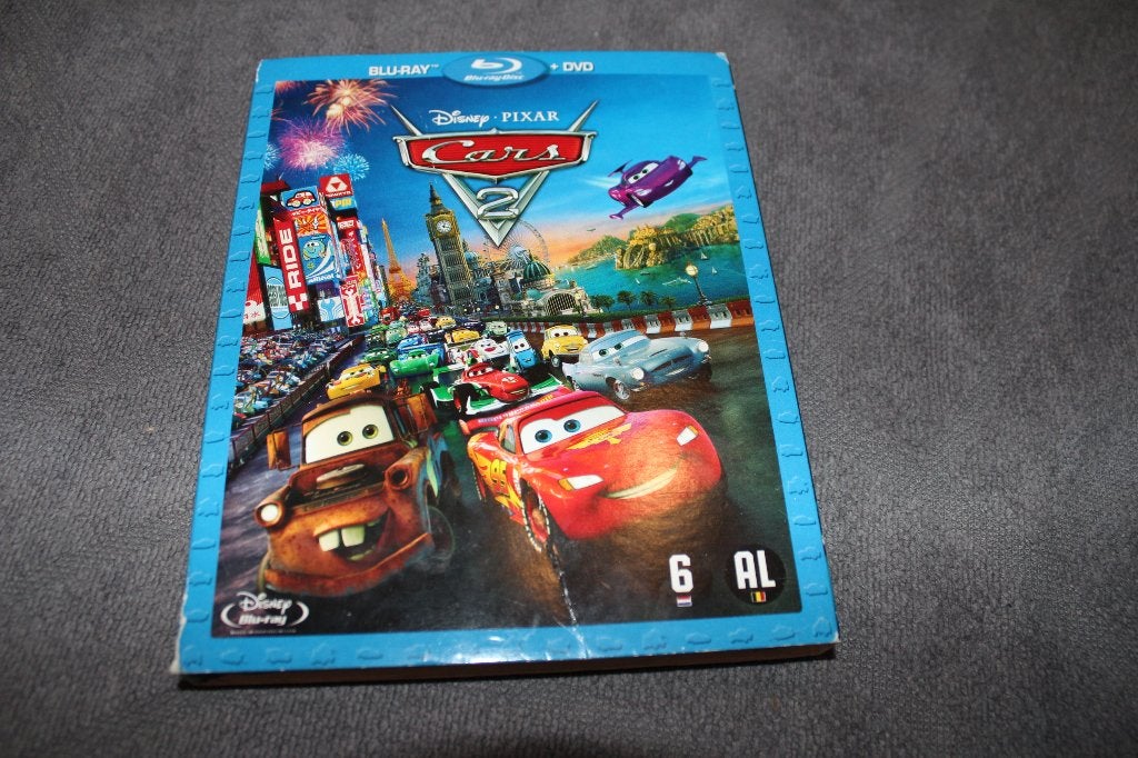 Blu-ray + DVD Cars 2, Cd's en Dvd's, Blu-ray, Gebruikt, Nederlands, Film, Ophalen of Verzenden